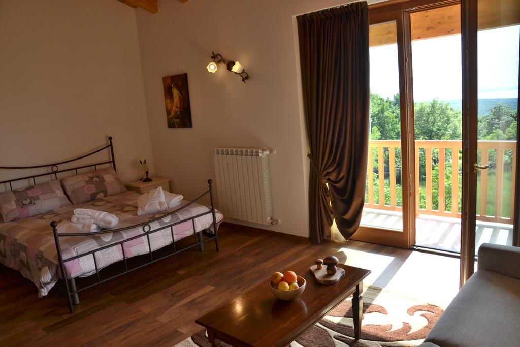 אאוריזינה Agriturismo Gradec חדר תמונה